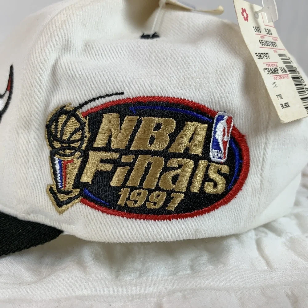 Chicago Bulls 1997 NBA Finals Champions Authentic Snapback Hat NWT Last Dance - Picture 4 of 11